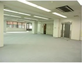 朝日ビルの外観