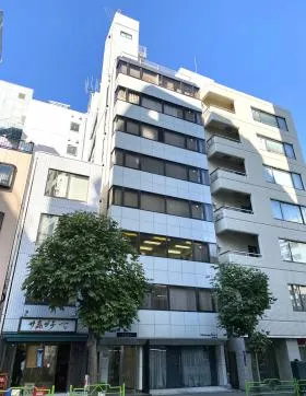 須藤ビル(旧アマイビル)の外観