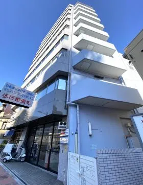 RKビルの外観