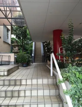 赤須ビルの外観