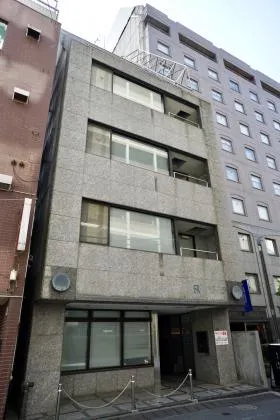 FKビルの外観