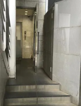 KS国立ビルの外観