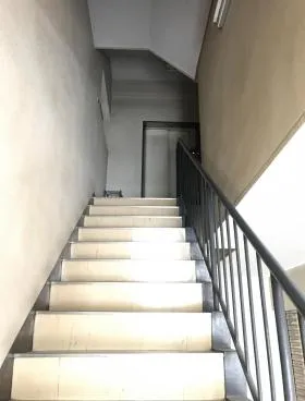 東帽子ビルの外観
