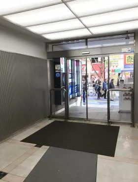 オーク東池袋ビルの外観