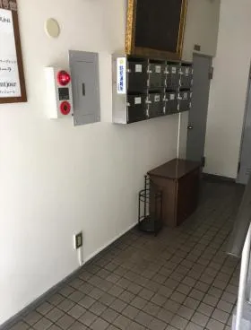 一松ビル1号館の外観
