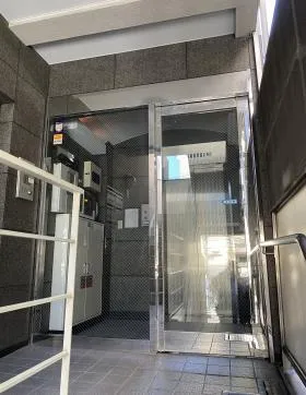 エスティ小石川ビルの外観