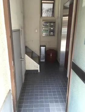 トーユー上野ビルの外観