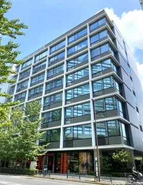 フロントプレイス南新宿の外観
