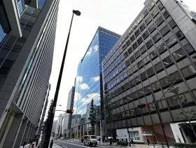 フロントプレイス南新宿の外観