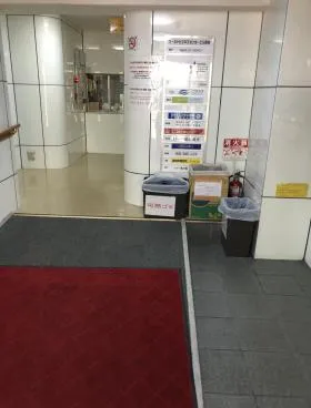 ワールドビジネスセンターの外観