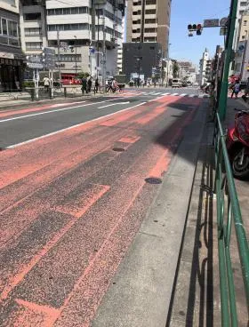 ワールドビジネスセンターの外観