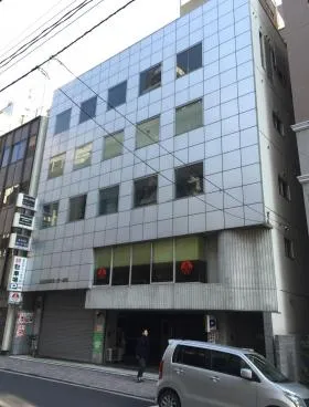 ワタナベ第1ビルの外観