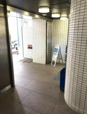 新栄宮益ビルの外観