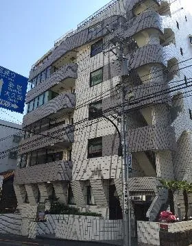 二神ビルの外観
