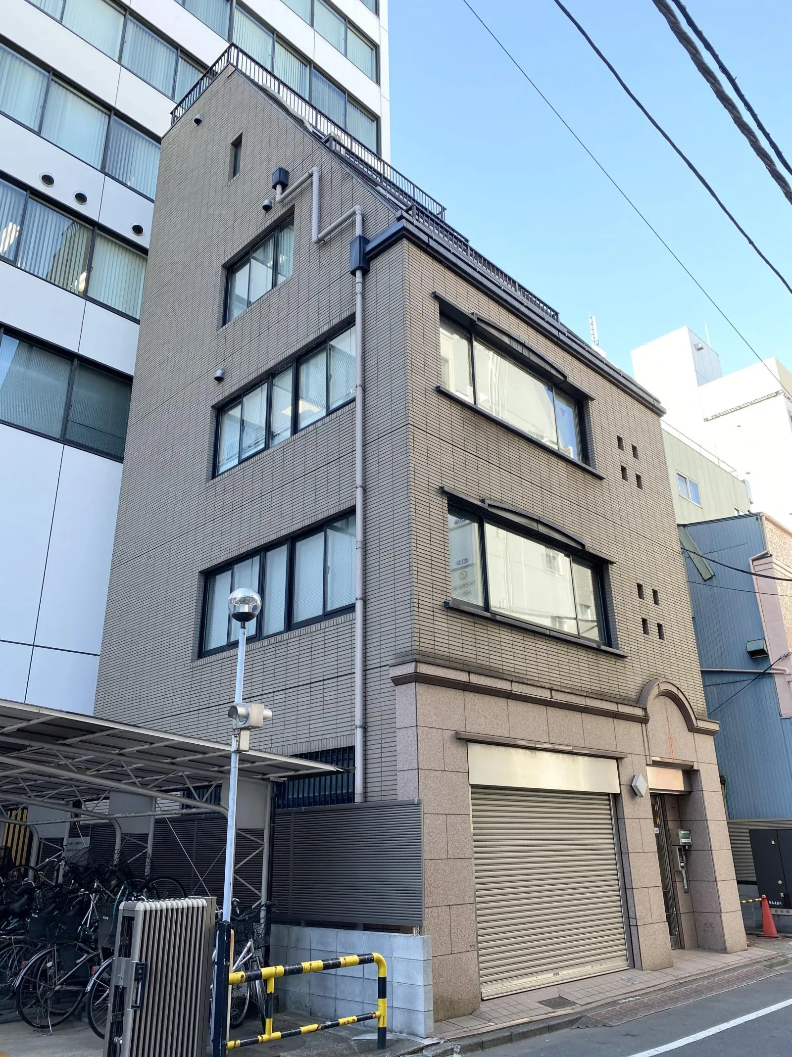 飯田鋲螺ビル