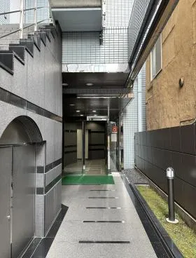 東商共同ビルの外観