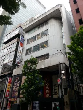 サクセス赤坂ビルの外観