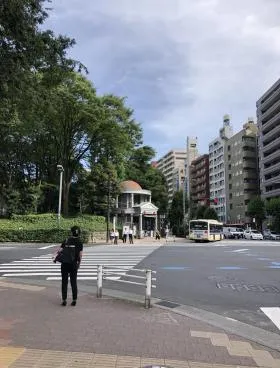 パークフロント西新宿ビルの外観