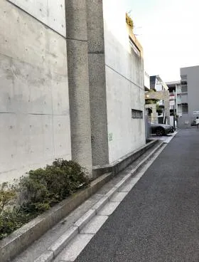 モン・プチ南青山ビルの外観