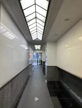 クロスサイド田町ビルの外観