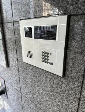 クロスサイド田町ビルの外観