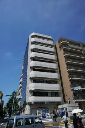 30山京ビルの外観