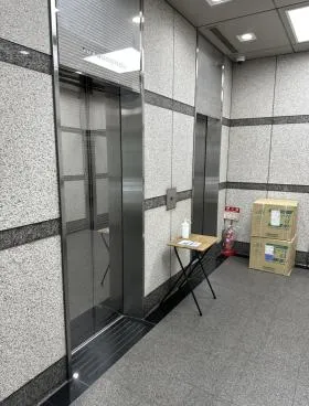 30山京ビルの外観
