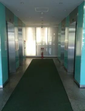25山京ビルの外観