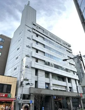 日本橋ピアザビルの外観