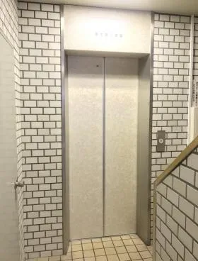 リョーインビルの外観