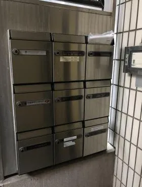 室町フェニックスビルの外観