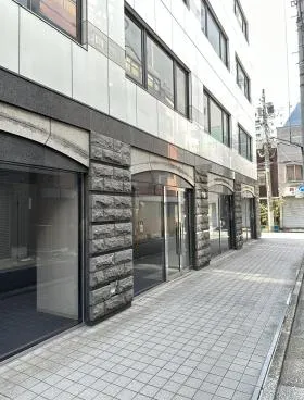 GABAN本社ビル本館の外観