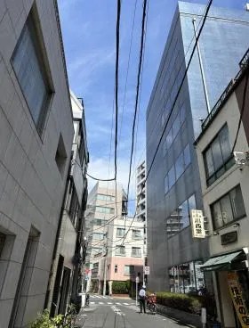 GABAN本社ビル本館の外観