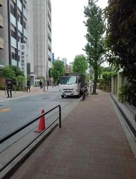 駿河台スカイビルの外観