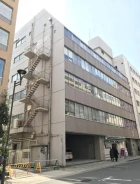 萬賓ビルの外観