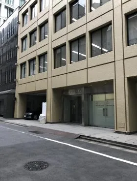 日本ビルディング2号館の外観