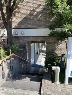 モデラートビルの外観