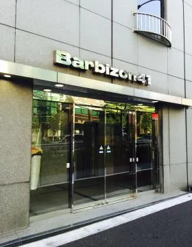 Barbizon41の外観