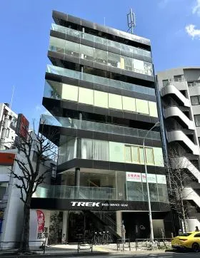 Qiz青山(クイズ青山)の外観