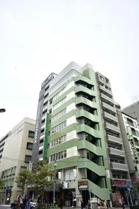 イースト銀座ビルの外観