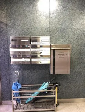 イースト銀座ビルの外観