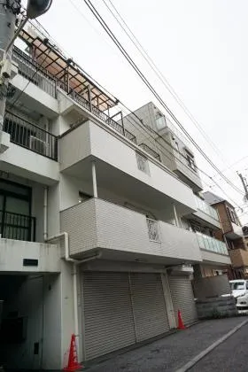 コンセール池田ビルの外観
