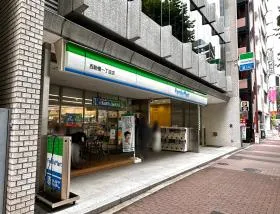ファミリーマート