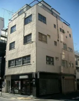 高橋ビルの外観
