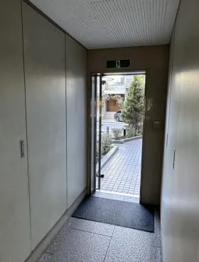 TYビルの外観