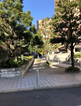 神宮前LOCASの外観