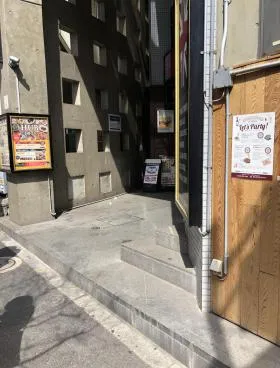 Kビルの外観