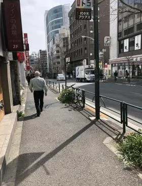 Kビルの外観