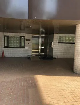 カタオカビルの外観