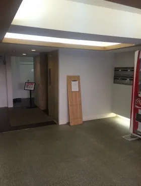 富士ビルの外観